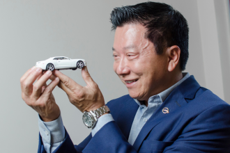 Milton Seigi Hayashi explica como a tecnologia dos carros autônomos promete transformar a mobilidade no país.