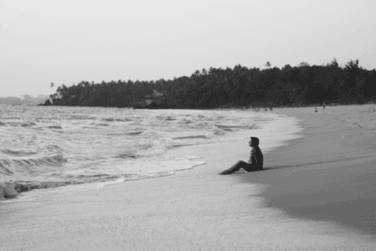 Homem é encontrado sem vida em praia do litoral paulista e caso mobiliza autoridades
