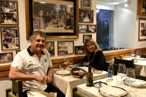 Nápoles une pizza e autenticidade em vivências apresentadas por Leonardo Rocha de Almeida.