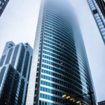 Matheus Vinicius Voigt apresenta estratégias de sucesso para eficiência energética em prédios públicos.