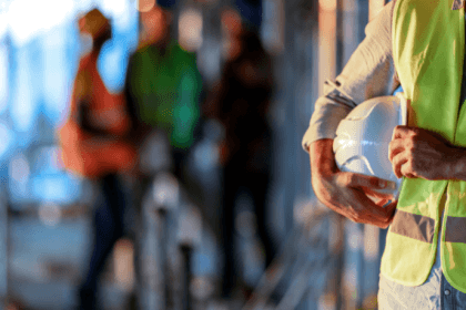 Contenções: quais são os fatores que definem a escolha do sistema ideal é explicado por Valderci Malagosini Machado com base em critérios técnicos e de segurança.